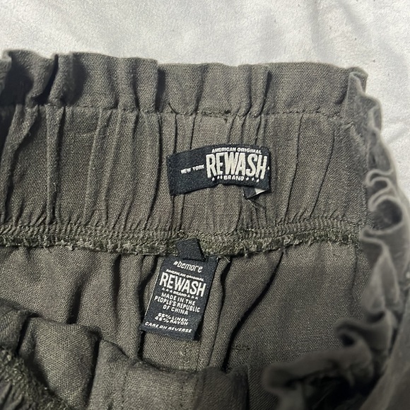 Tie up shorts - Picture 2 of 3